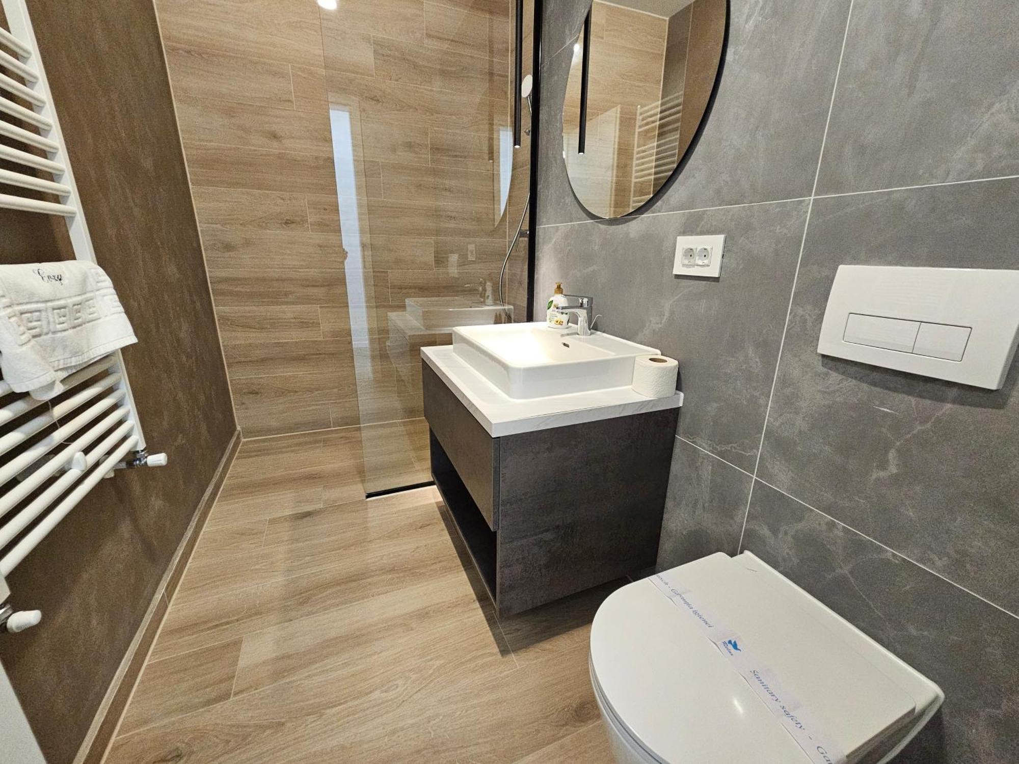 Deluxe Cozy Apartments - Coresi Mall #Brašov Exteriér fotografie